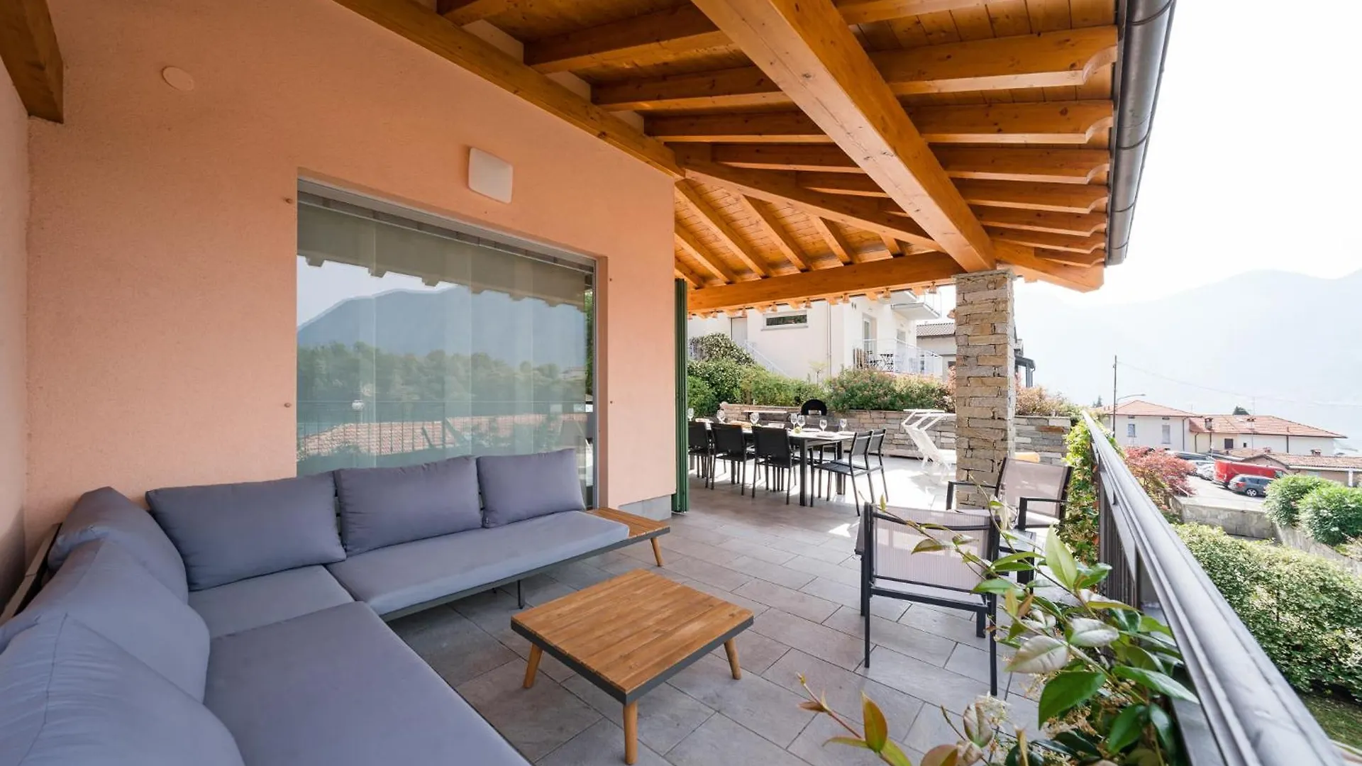 Comacina Villa Como 0*,